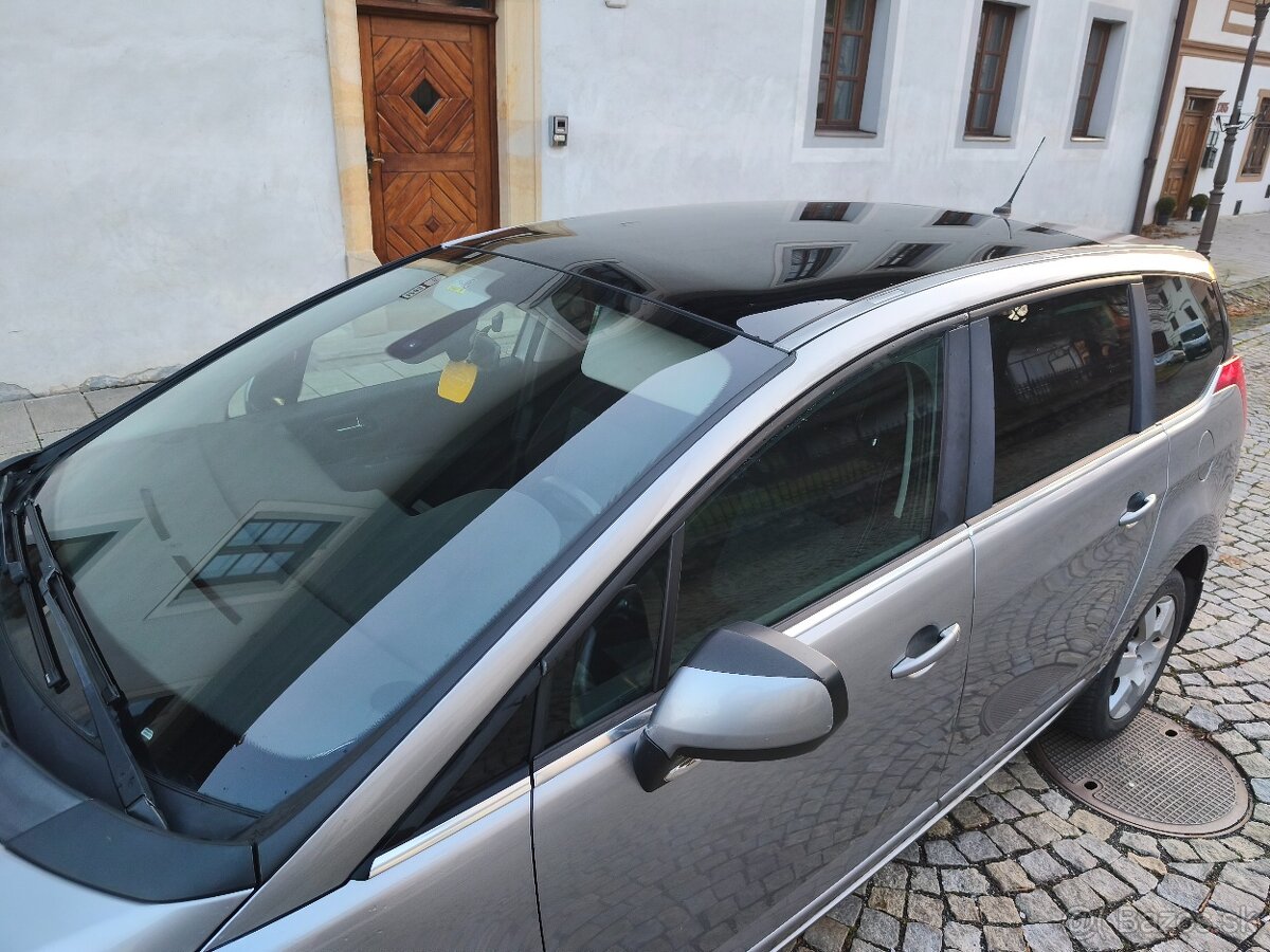 Peugeot 5008 1.6 HDI 7miestne - 2
