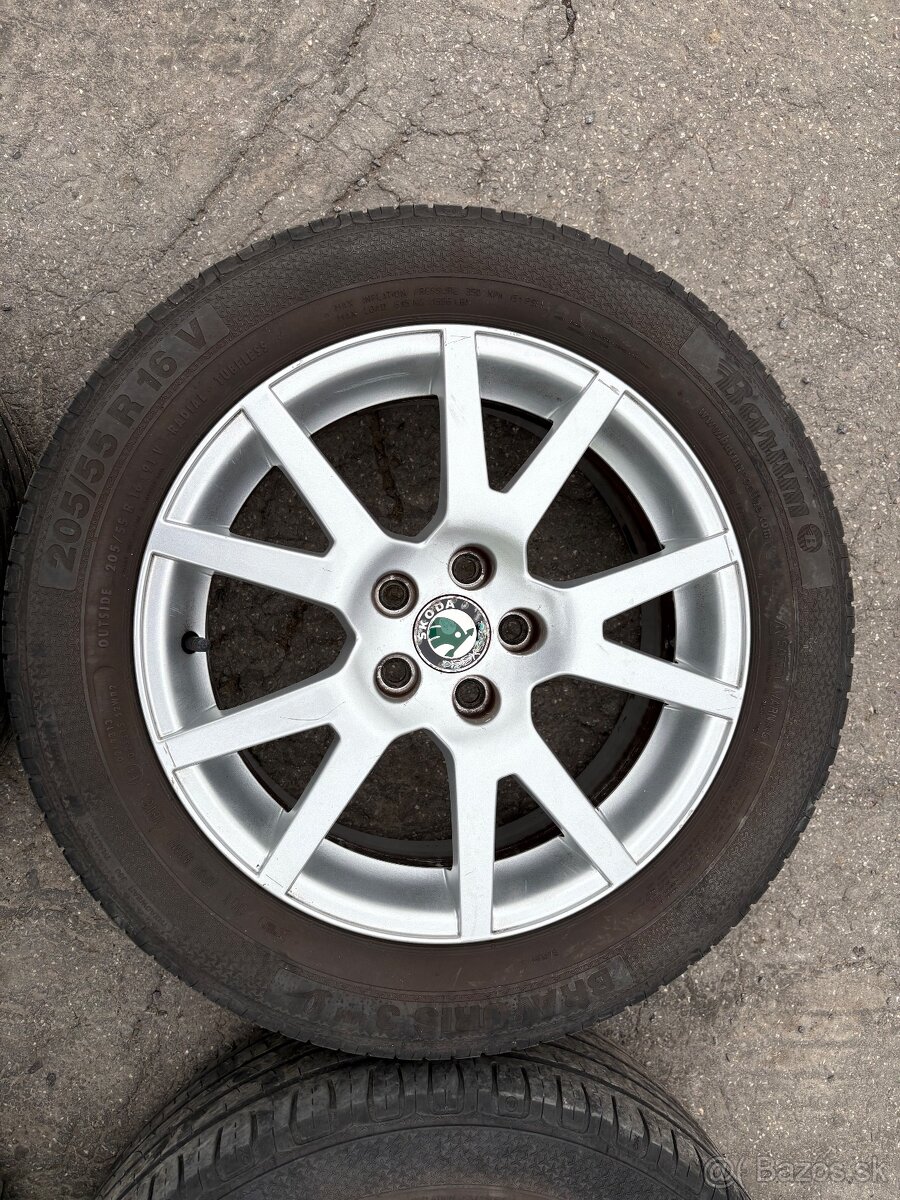 Elektrony Spider 5x100 r16 205/55 r16 - 2