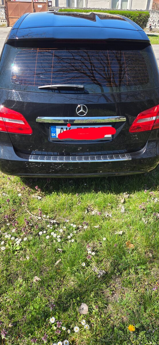 Prdam mercedes B180 cdi - 2