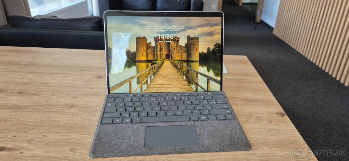 Microsoft Surface Pro 9 – i5 / 8GB / 256GB + klávesnica - 2