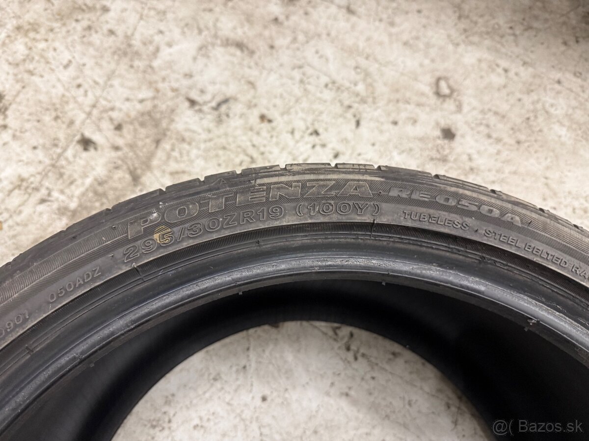 Bridgestone Potenza 295/30 R19 - 2