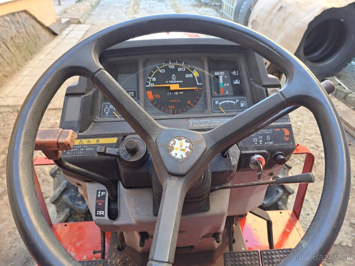 traktor - 2