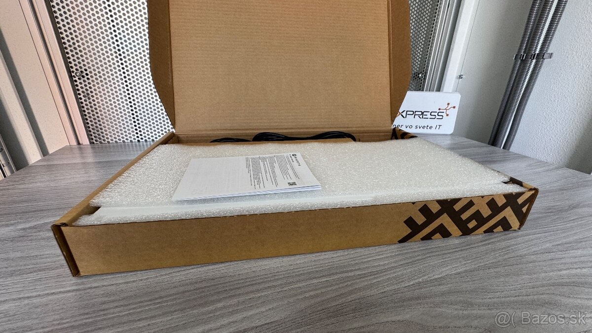 Mikrotik CCR2004-16g-2s+ - 2