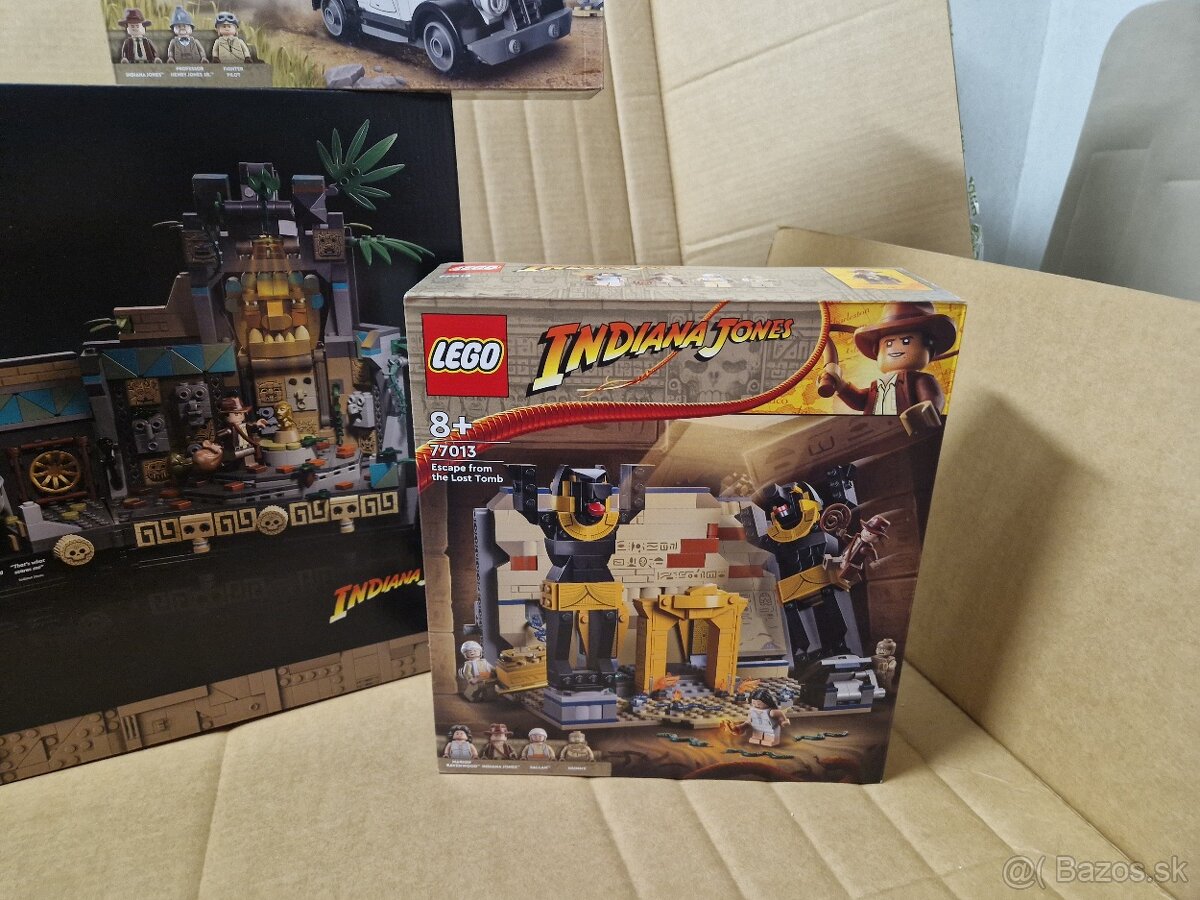 LEGO 77013 - 2