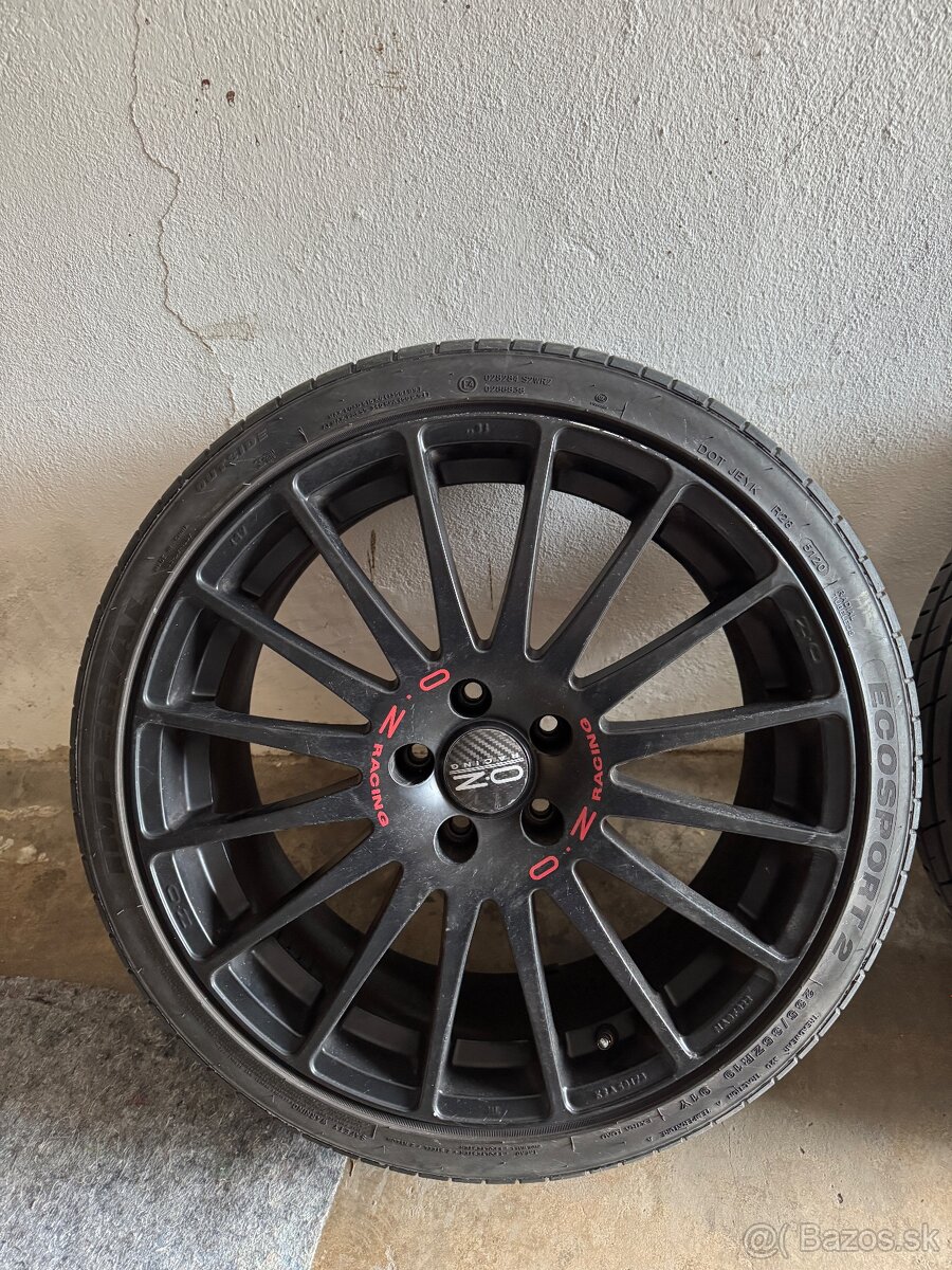 OZ Racing Superturismo R19 - 2