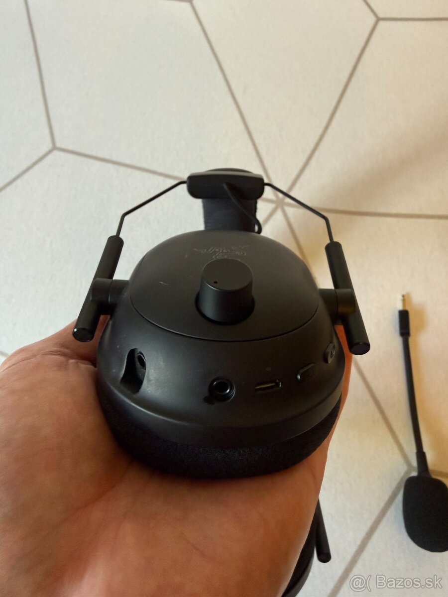 Razer BlackShark V2 Pro (2021) - 2
