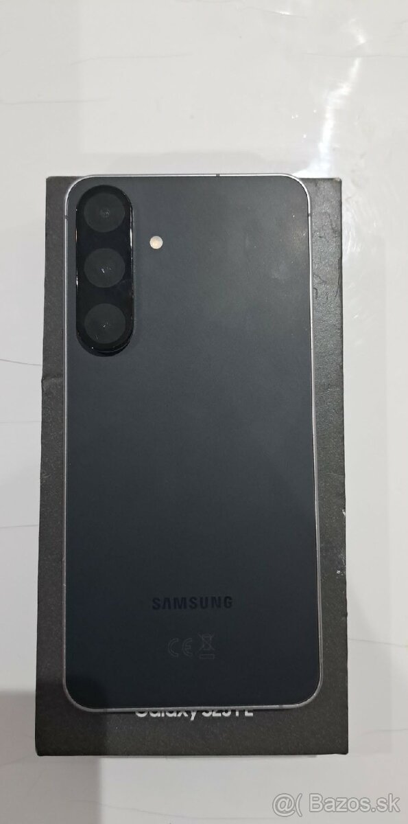 Samsung Galaxy S25 FE - 2