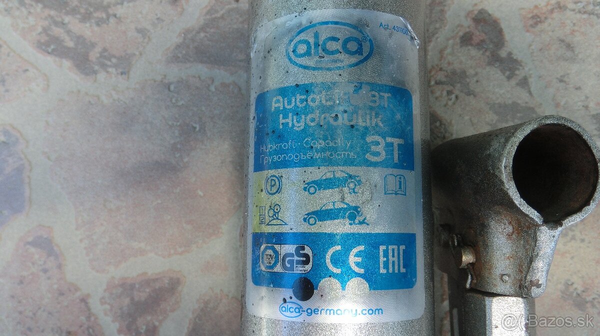 Hydraulický zdvihák, hever, panenka . - 2