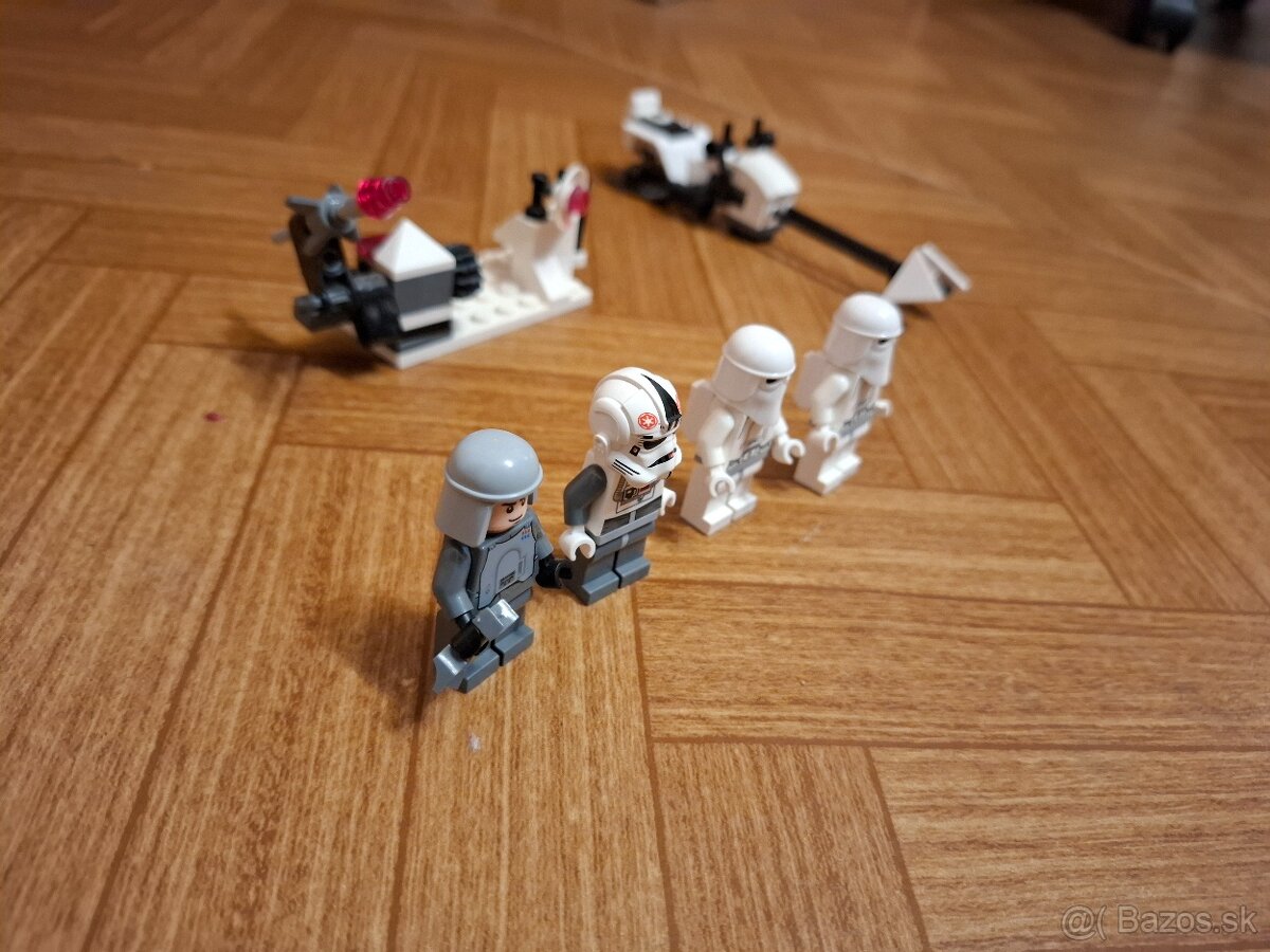 LEGO Star Wars 8084 Snowtrooper Battle Pack - 2