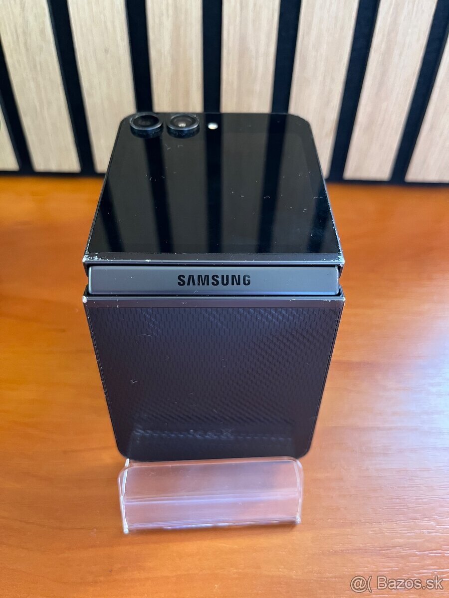 ✨ Samsung Z Flip 6 256GB ⚫ - 2