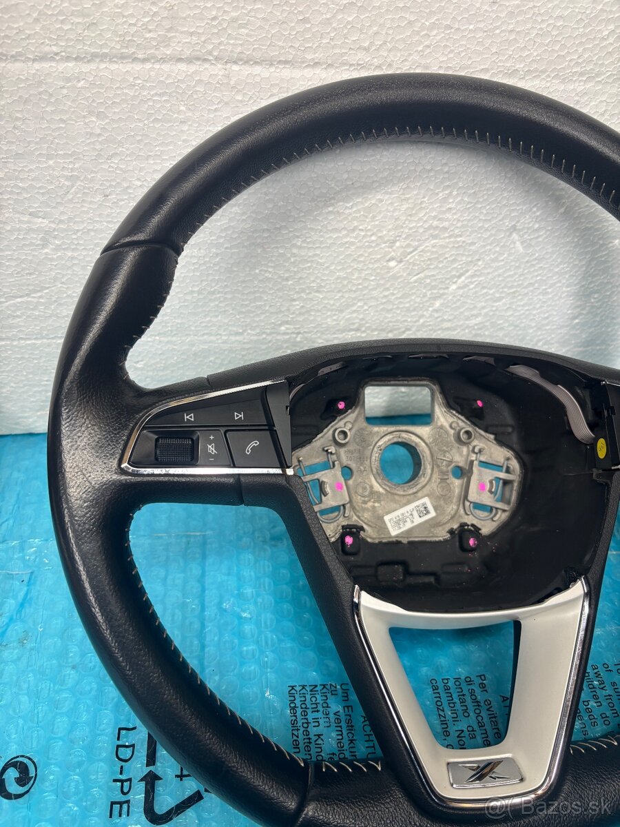 Seat volant X - 2