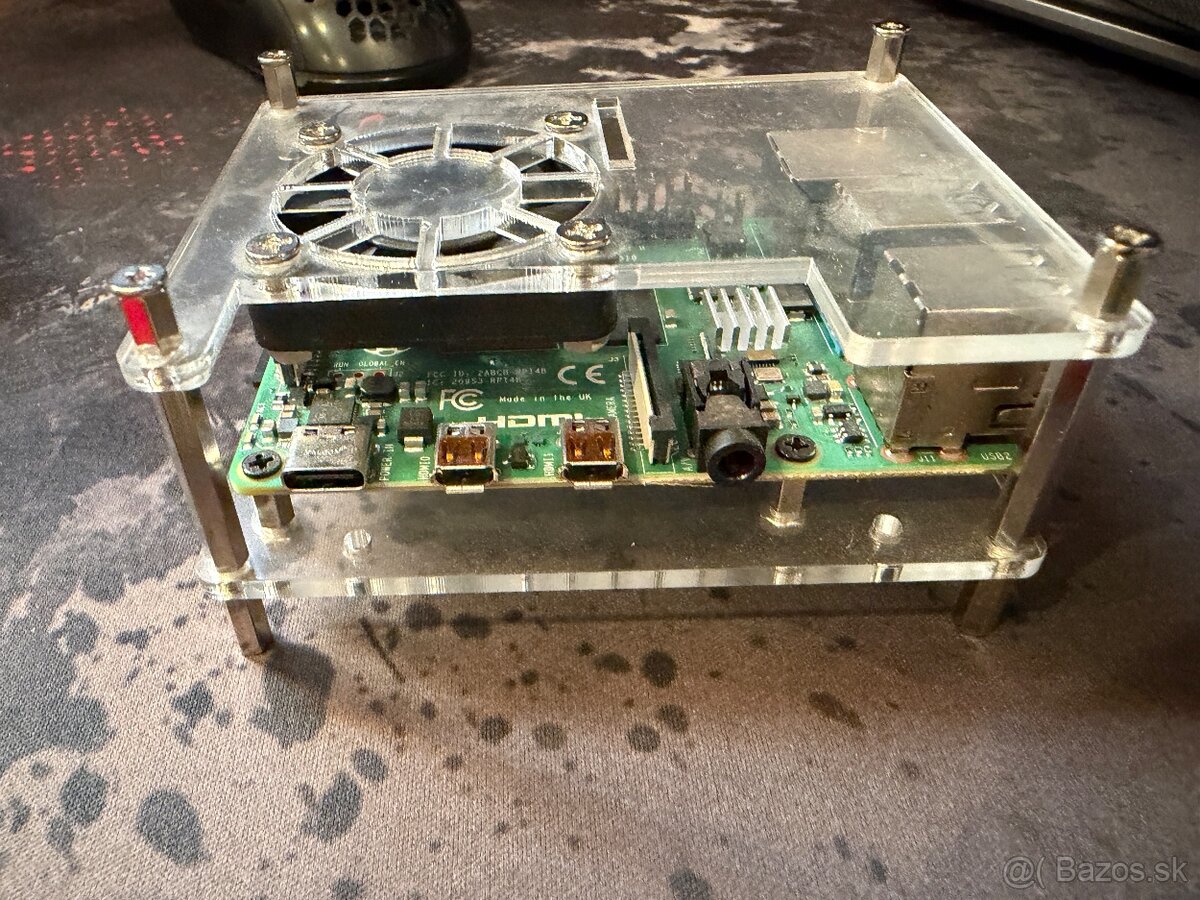 Raspberry Pi 4 Model B (4GB RAM)32GBSD karta, obal a chĺadič - 2