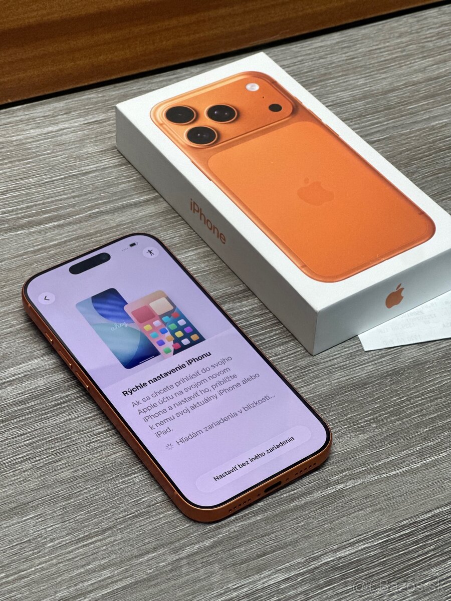 iPhone 17 Pro 256GB Cosmic Orange - 2