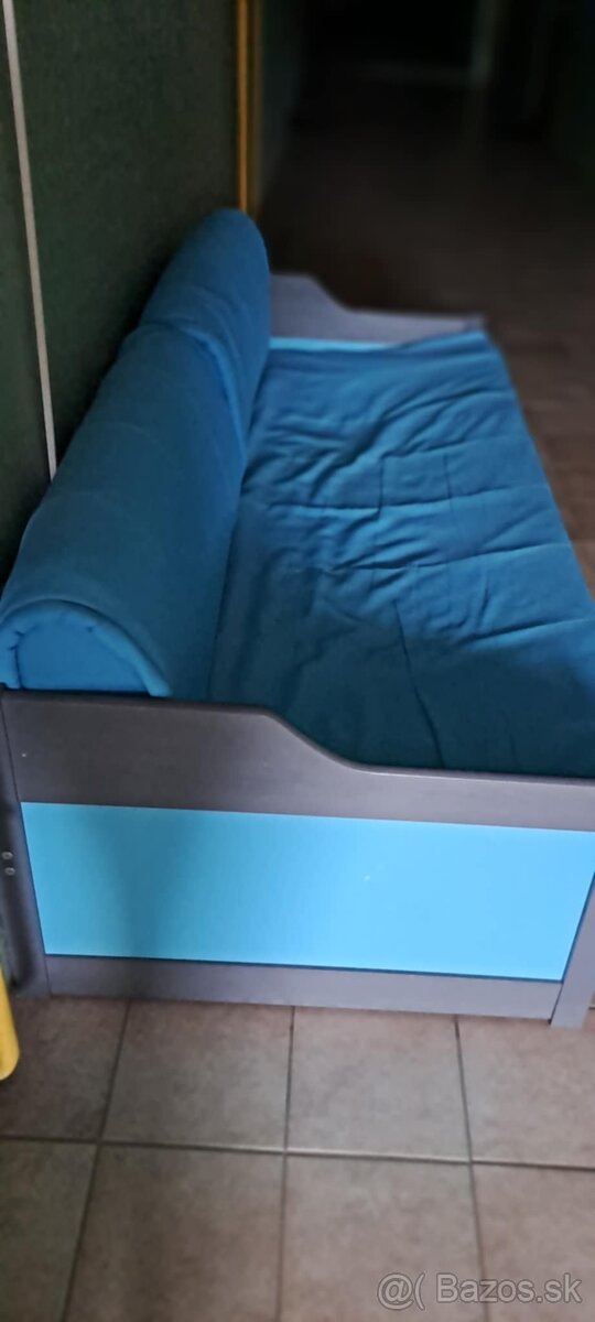 Posteľ s prístelkou a úložným priestorom - 2