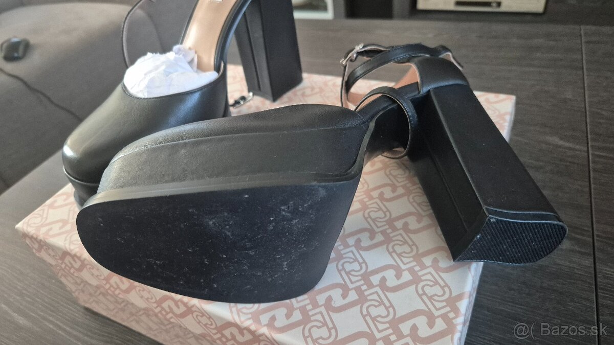 Kožené lodicky na platforme - 2