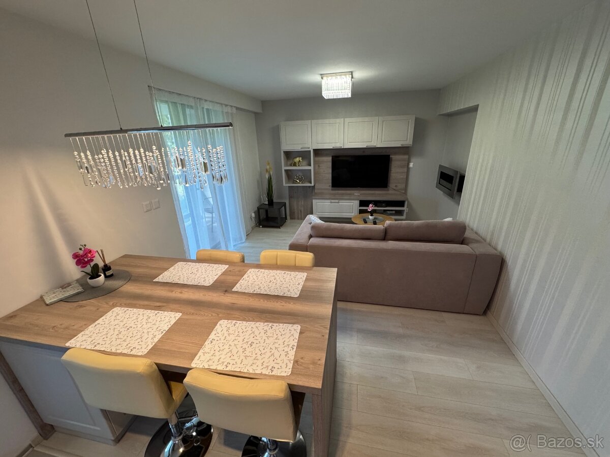 Moderný 2-izb. byt s benefitmi - wifi, TV, parking, - 2