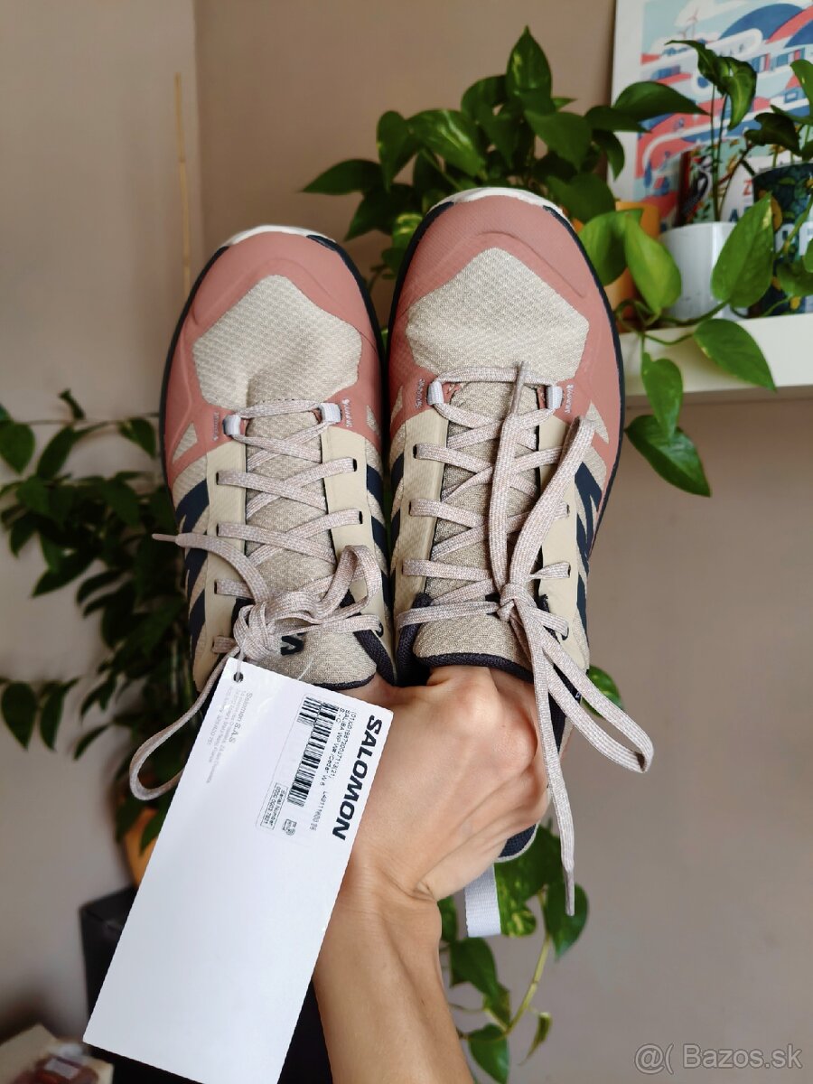 Predám Salomon botasky / turistické topánky - 2