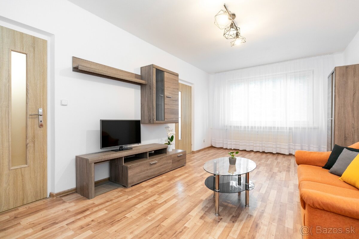 Zvolen, Lipovec - 3i byt, zariadený a zrekonštruovaný - 2