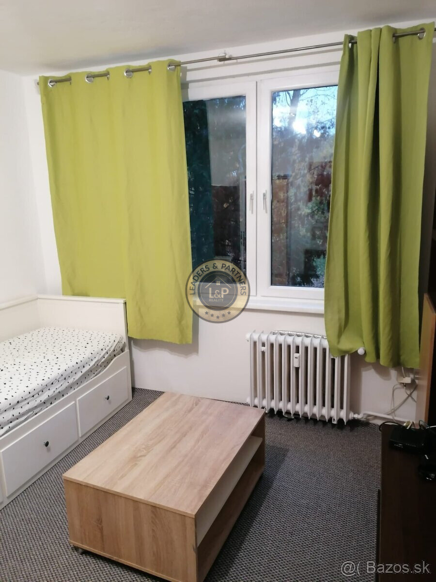 Prenájom zaujímavej garsónky na Chrenovej - 2