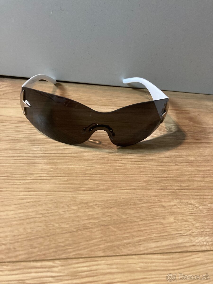 Predám úplne nové fejkové Y2K okuliare - 2