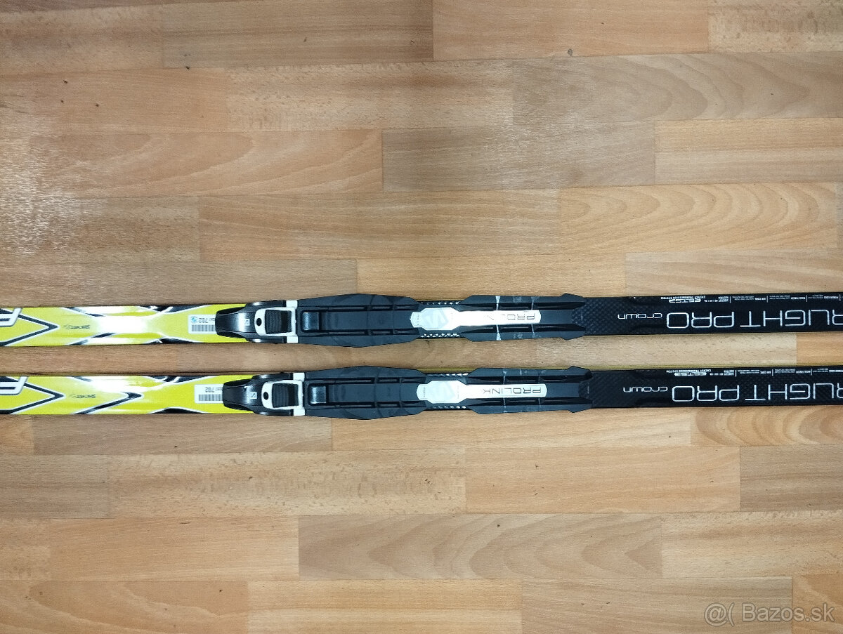 Predám bežky FISCHER XC SUPERLIGHT 197cm,šupiny.NNN. - 2