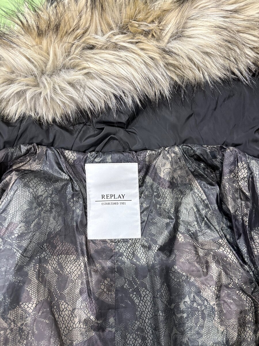 Dámska zimná bunda Replay - 2