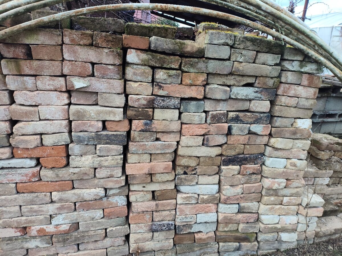 Predám staré očistené tehly - 2