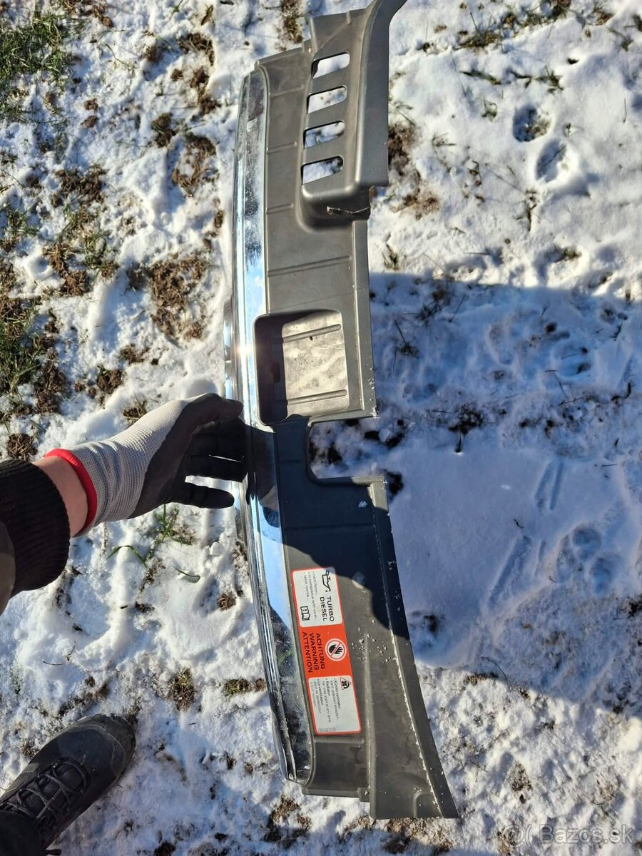 Predám Predná Maska Audi a4 avant B7 2007 3.0 TDI - 2