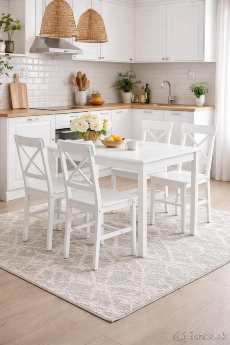 Stôl + 4 stoličky - 2