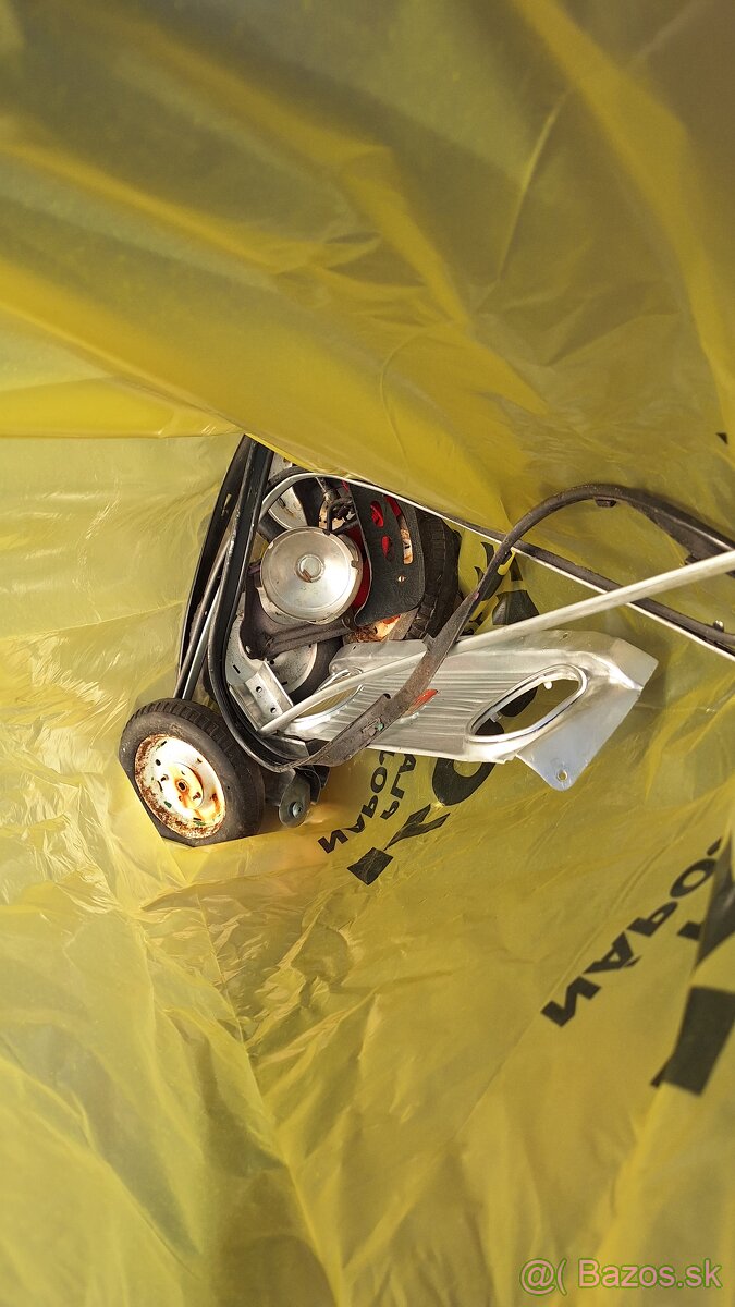 Slapacie auticko - Moskvic - 2