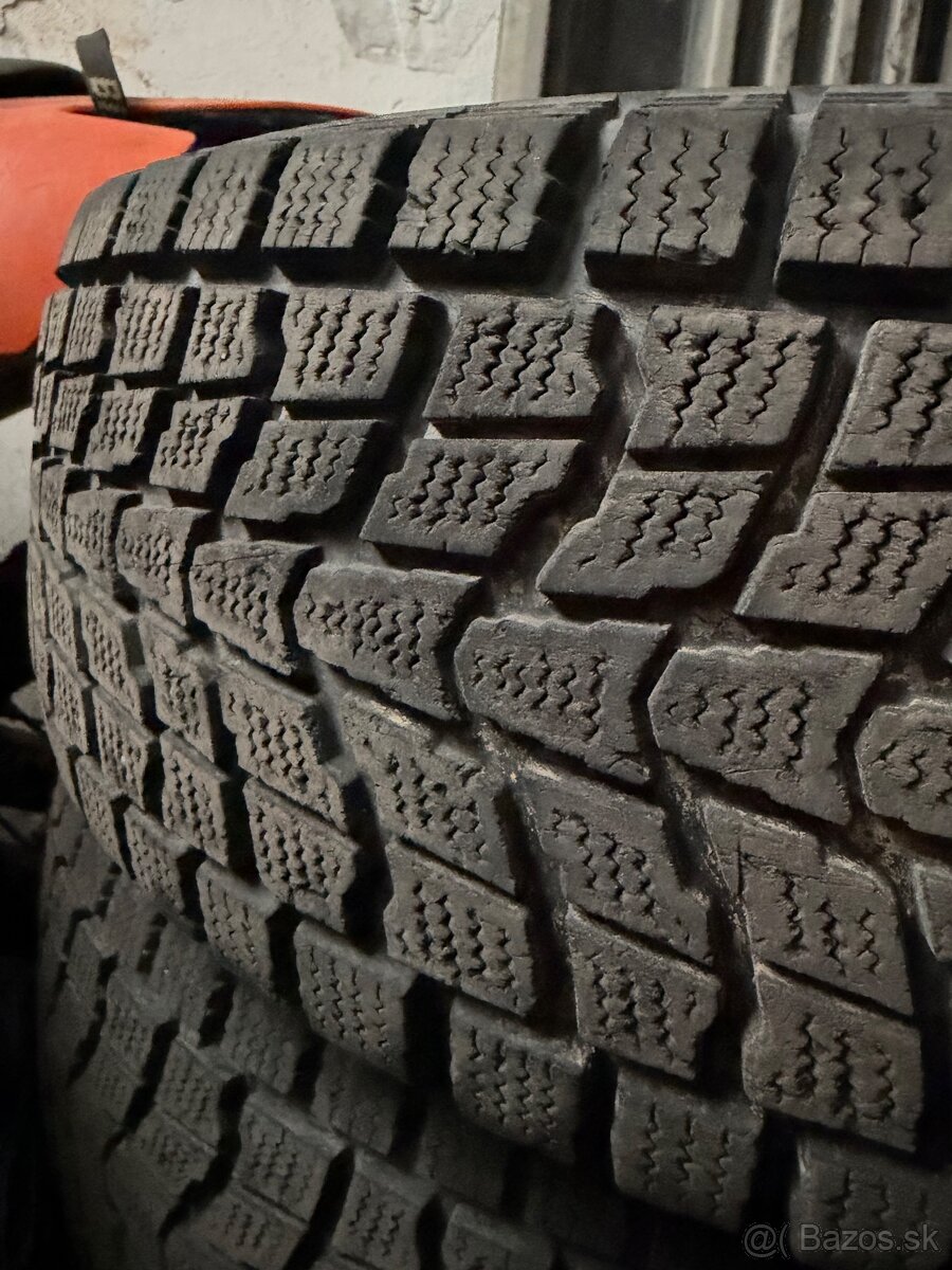 Elektróny Suzuki R15 +pneu - 2