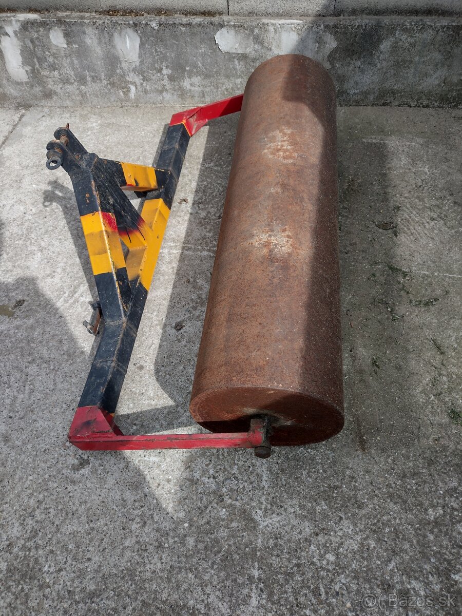 Predám valec za traktor - 2