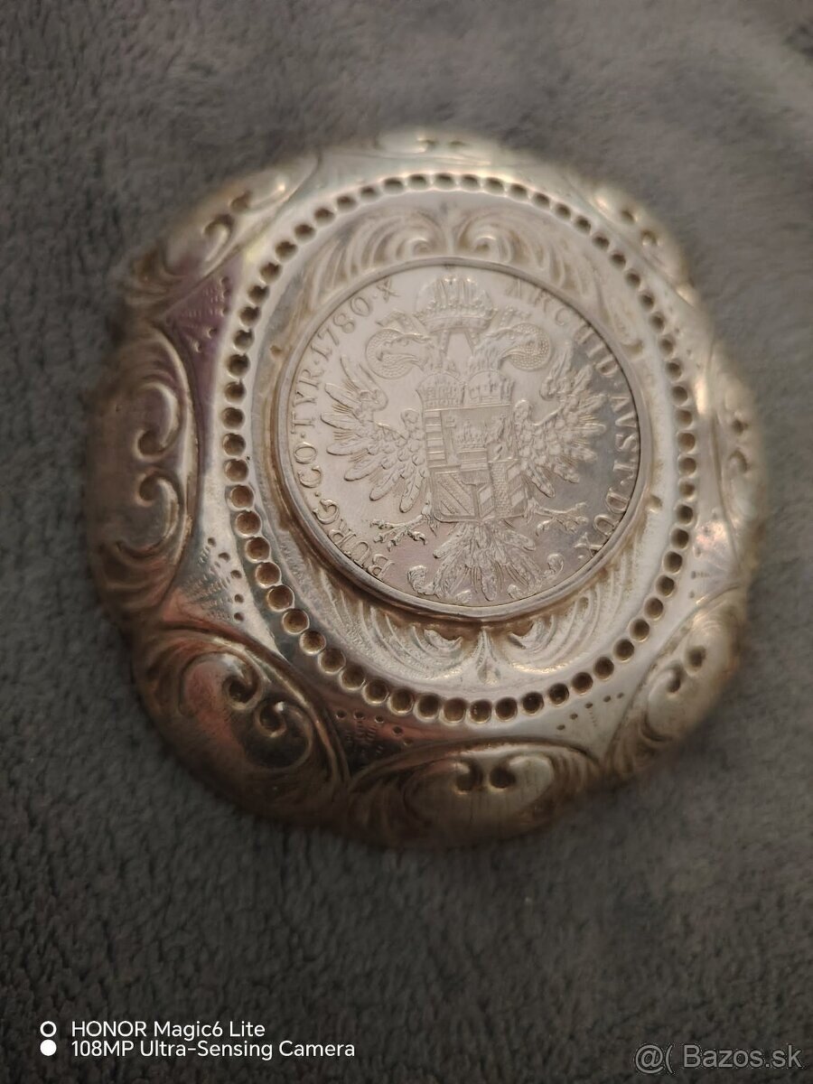 Strieborný popolník - 2