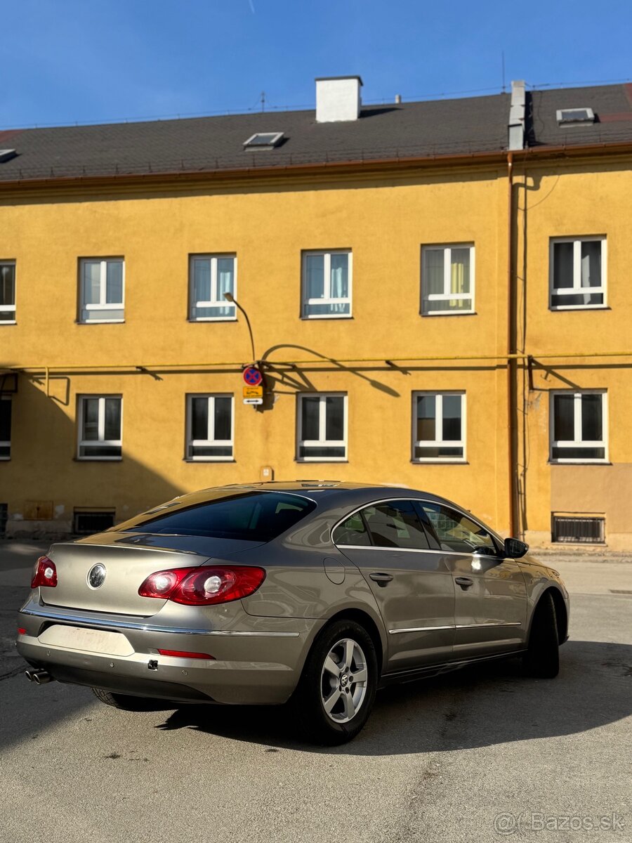 Volkswagen Passat CC - 2