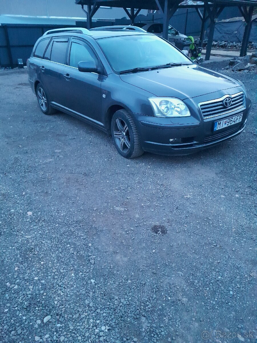 Toyota avensis - 2