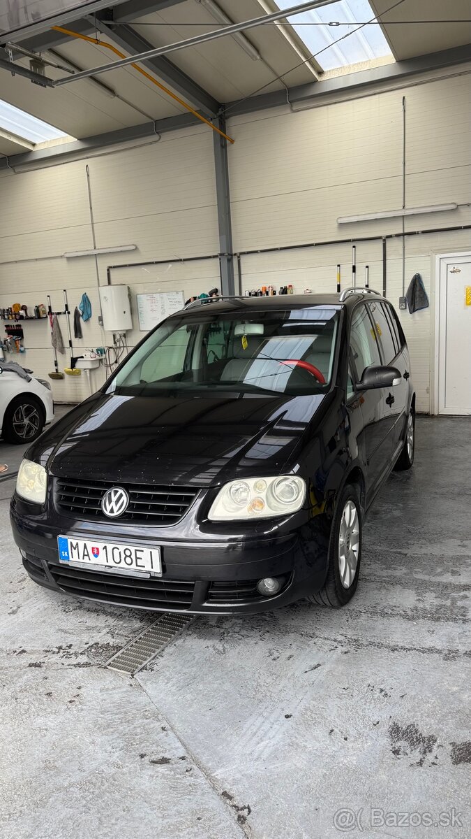 Volkswagen touran - 2