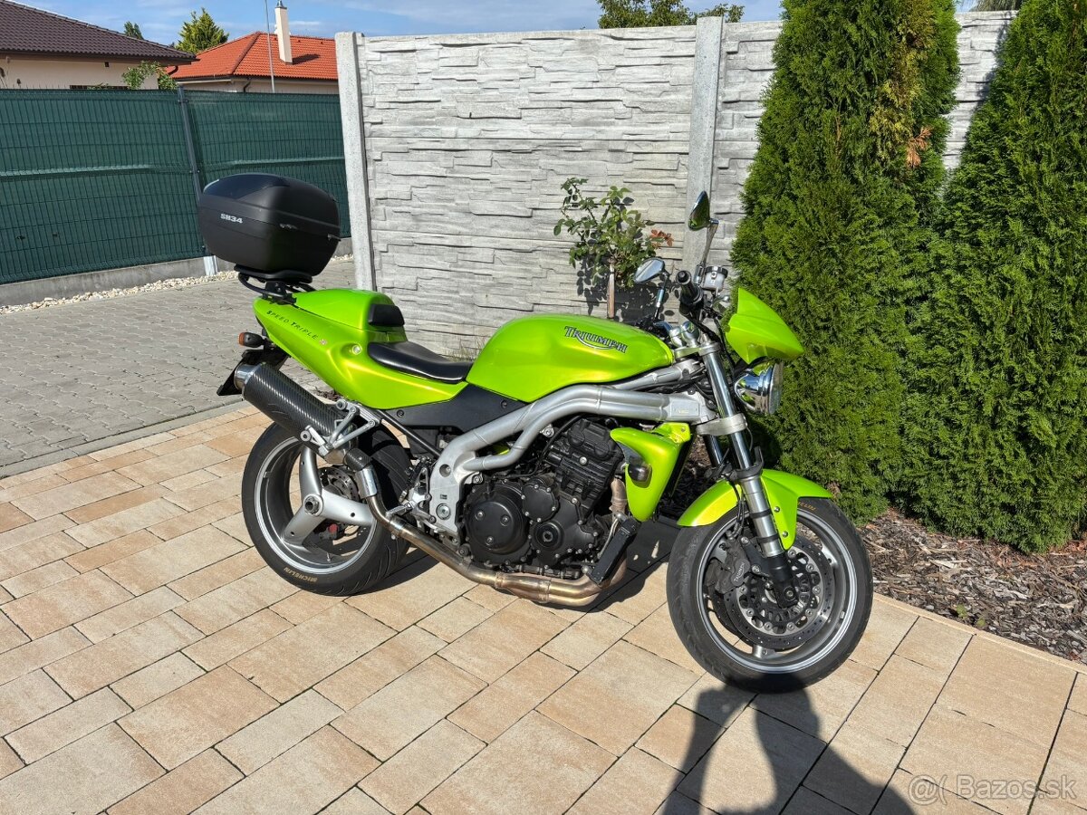 Triumph Speed Triple 955i - 2