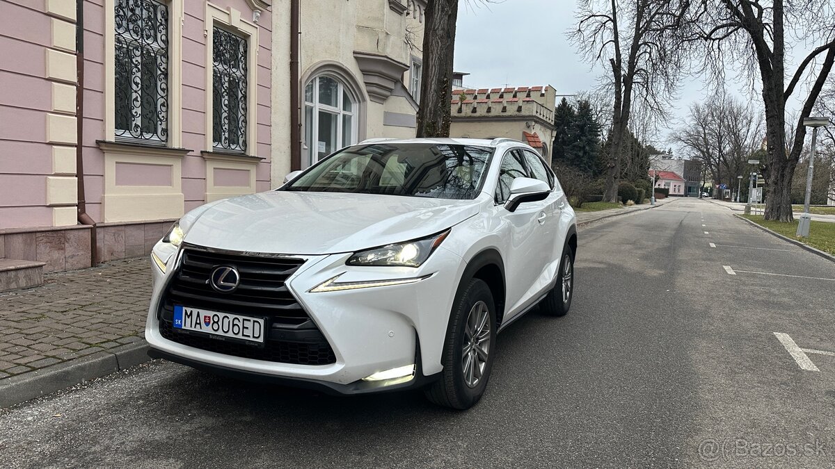 Lexus NX 300h Hybrid 4x4 - 2