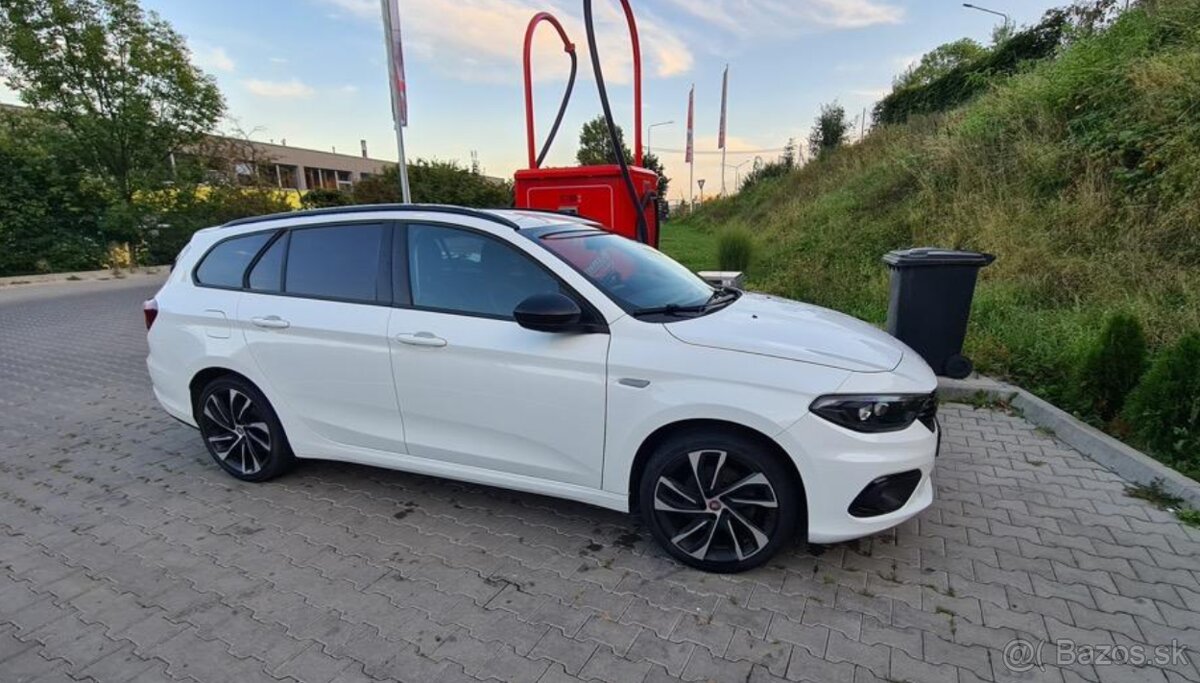 Fiat Tipo 1.6 MultiJet S-Design - 2