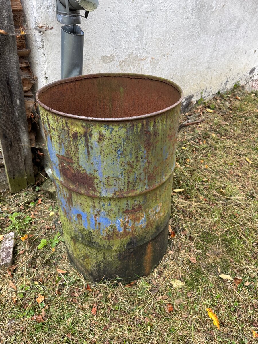 Plechový súd 200l - 2