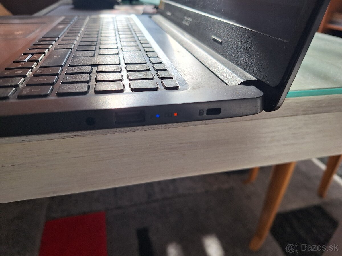 Acer Aspire 3/Intel i3-10110U/MX230/8GBRAM/256GBSSD/Win11 - 2