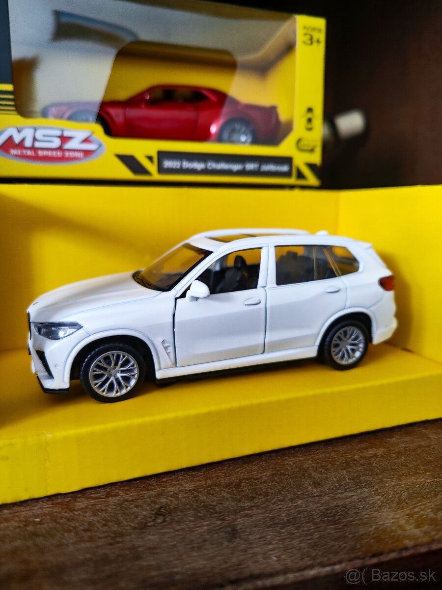 Modely áut rôzne značky - 2