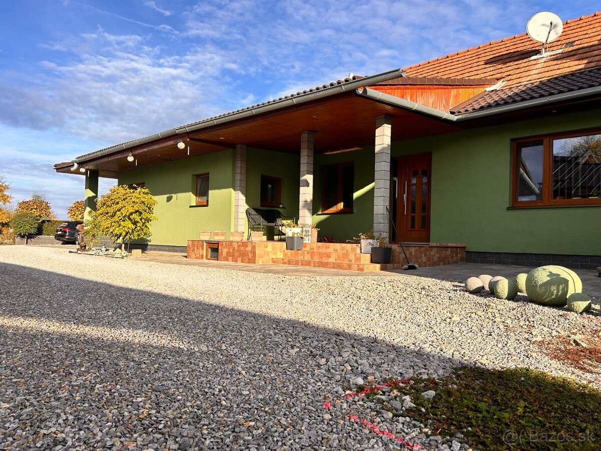 Rodinný dom v obci Nová Ves nad Žitavou - 2