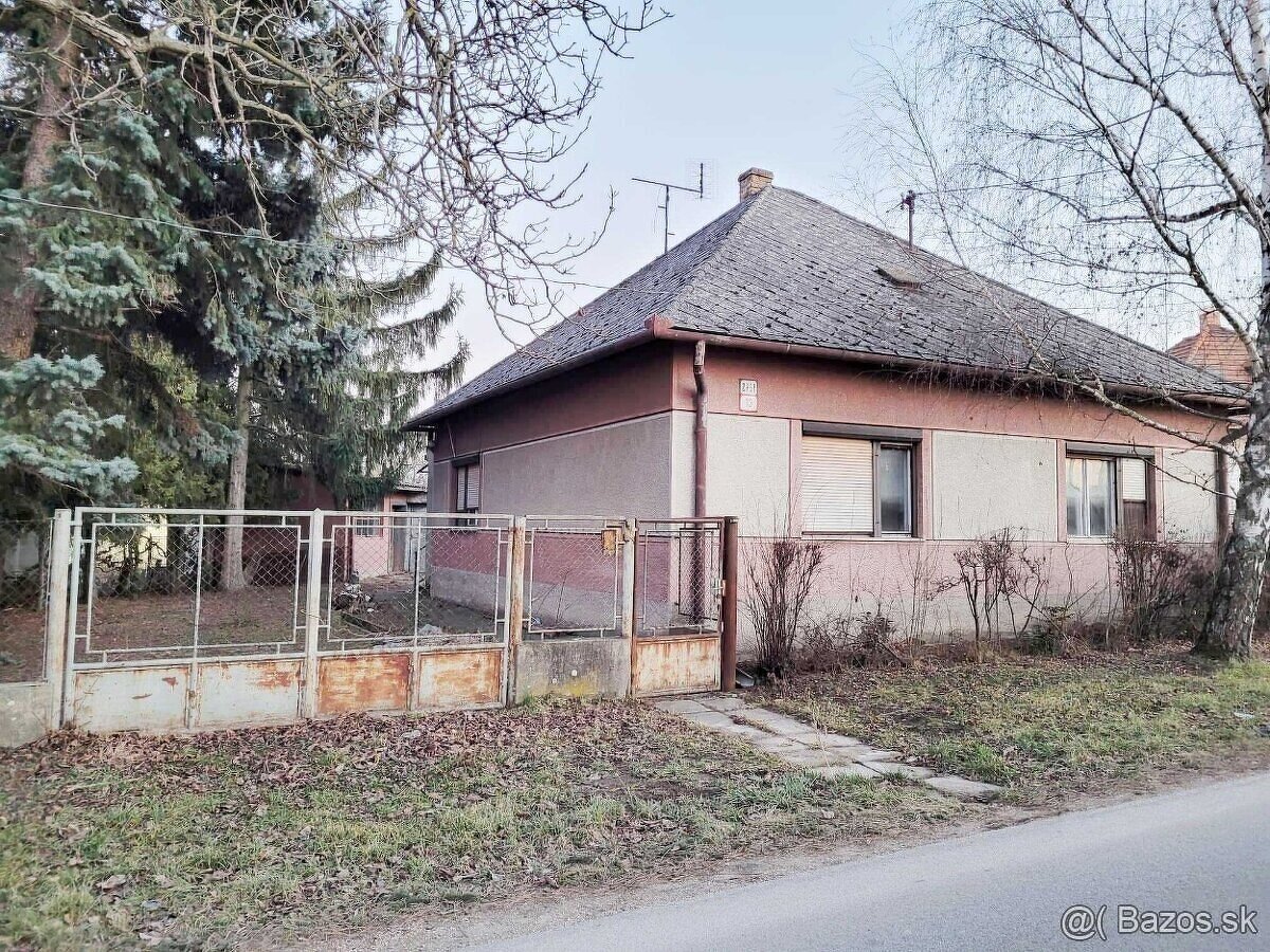 Nána-RD na predaj s 1979 m2 pozemkom vhodný na podnikanie - 2