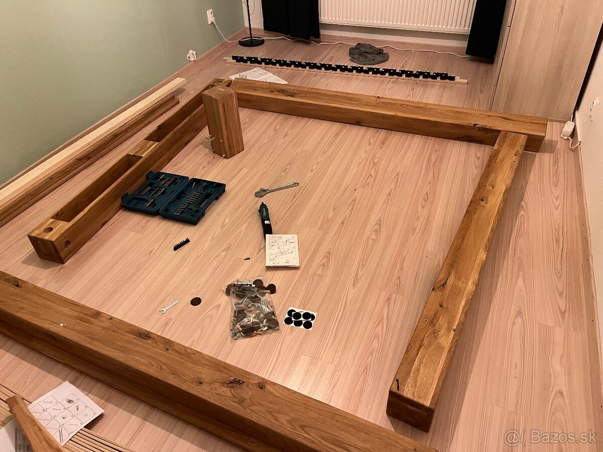 Masívna dubová posteľ 180x200 - 2