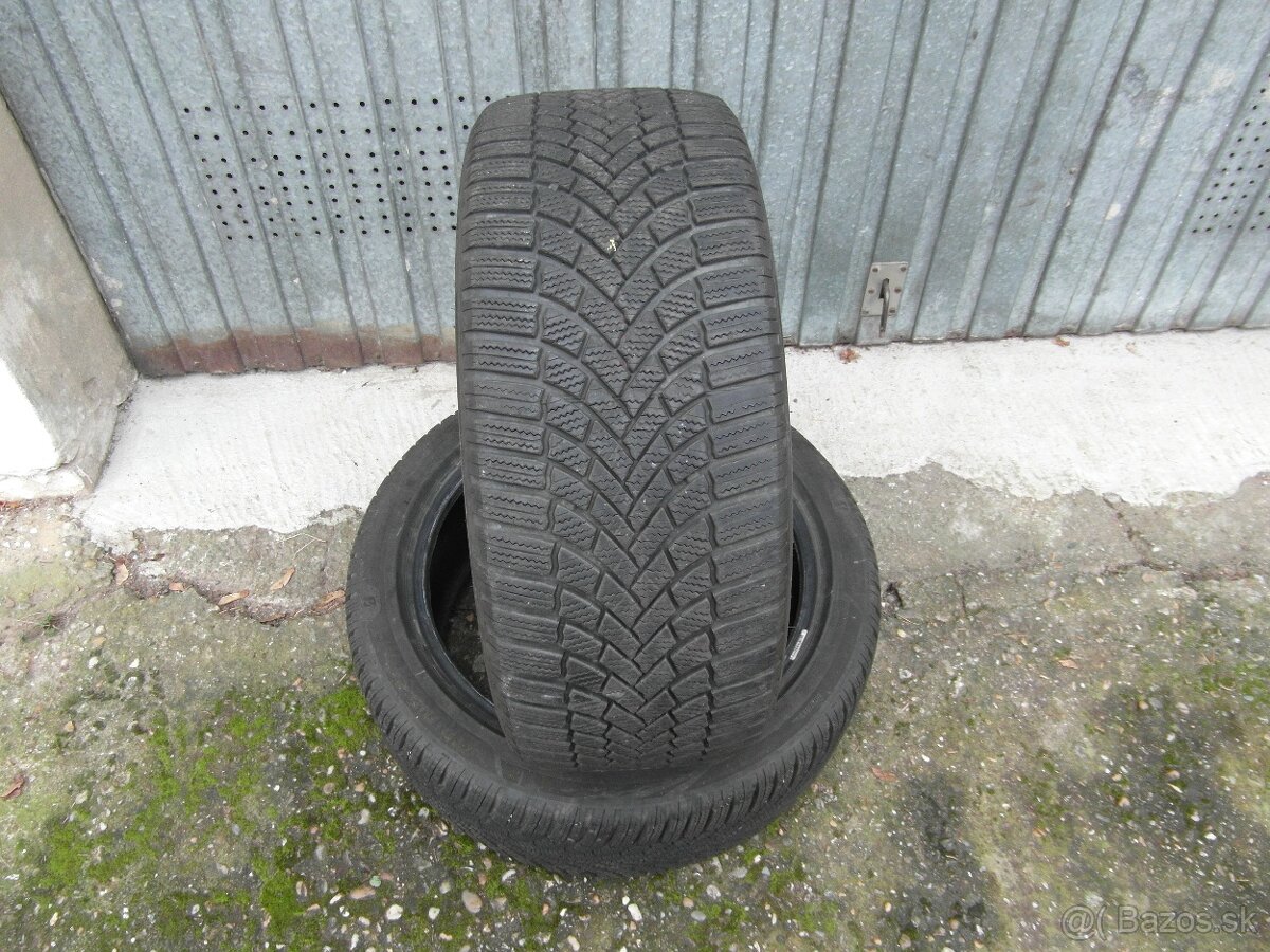 235/45 R18 - 2