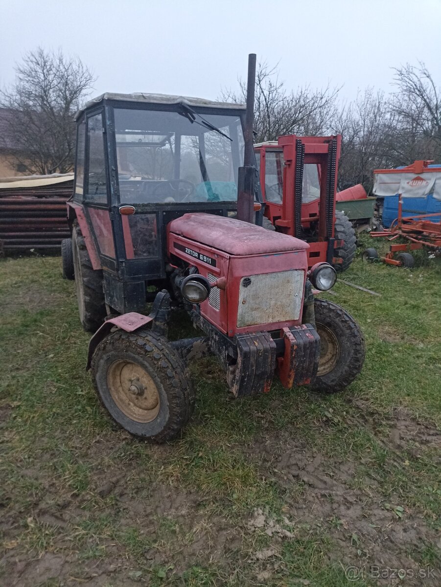 Predám traktor Zetor - 2