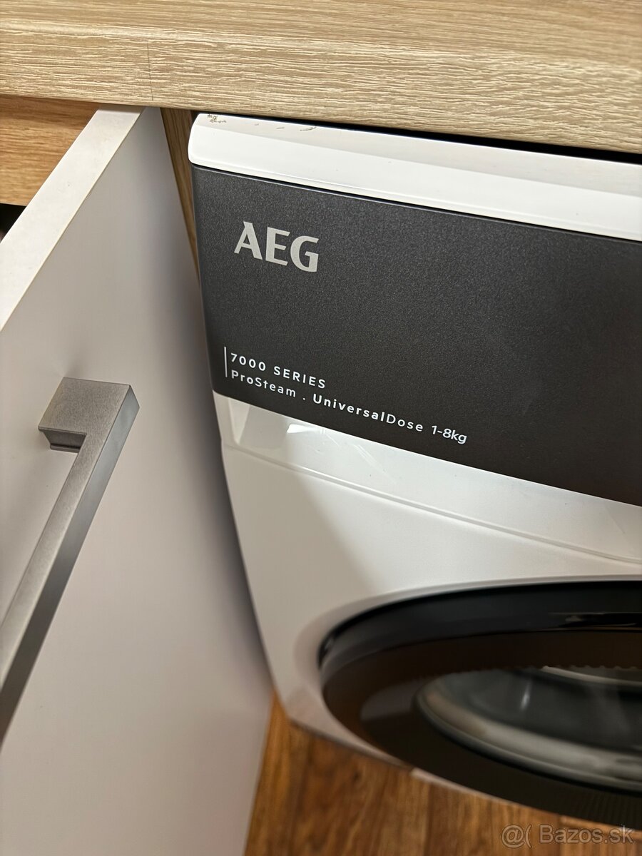 Pračka AEG UniversalDose ProSteam 7000 LFR73844VC / 8 kg - 2