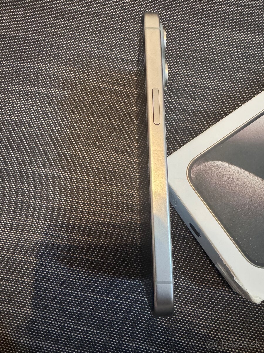 iPhone 15pro 128GB natural titan - 2