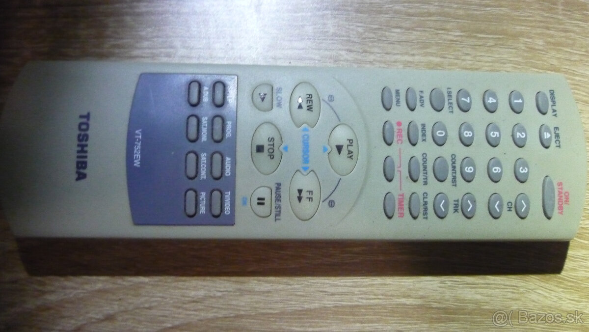 Predam VHS Toshiba Video Player dialkove ovladace - 2